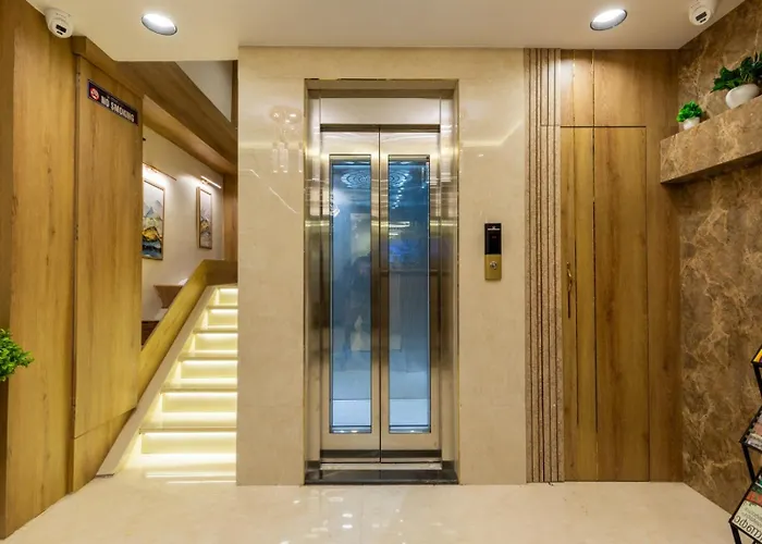 Hotel Windsor Castle Mumbai