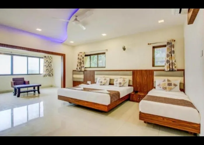 Hotel Golden Palms Mumbai